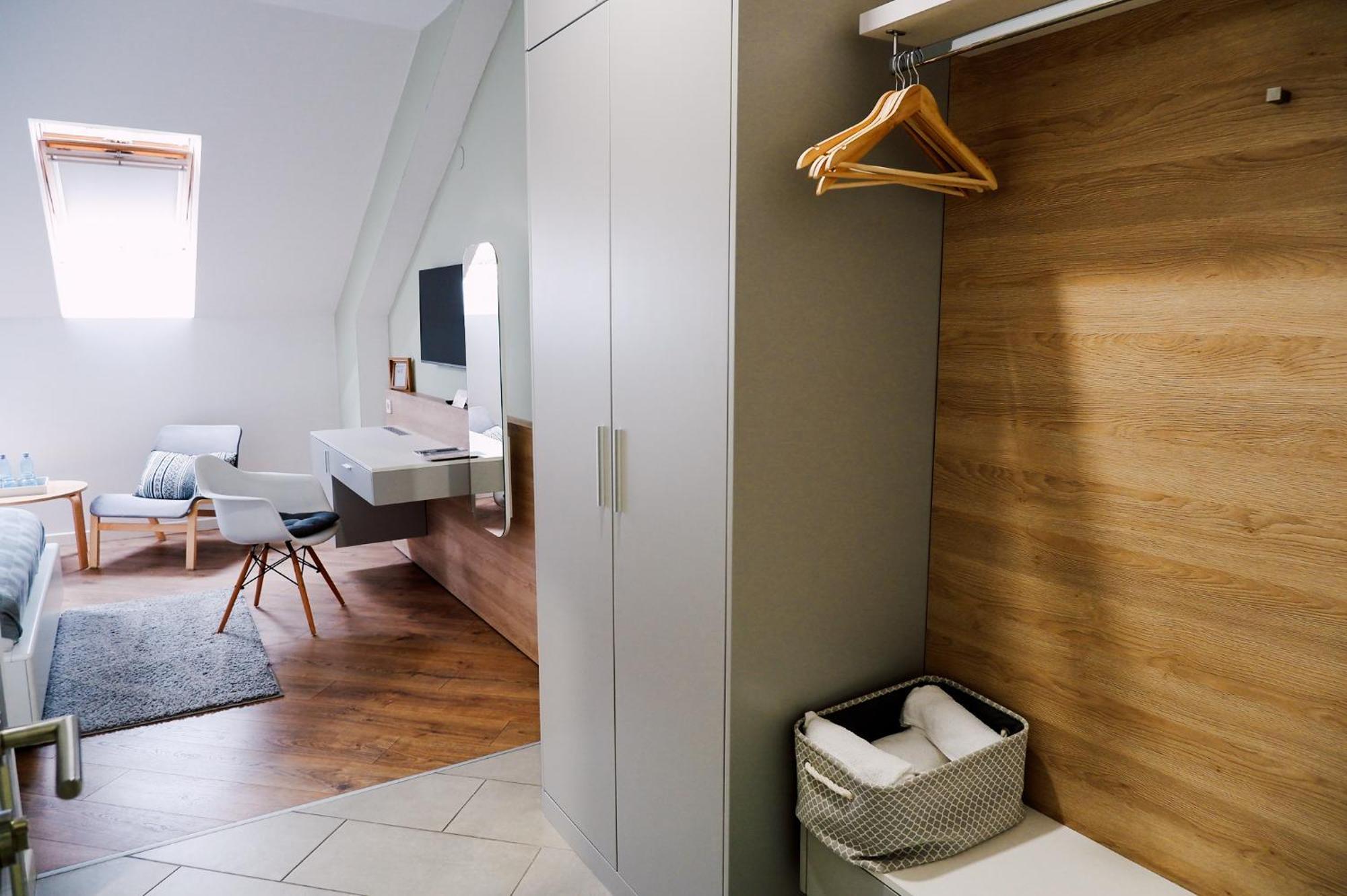 Casa M Hotel Oradea Buitenkant foto