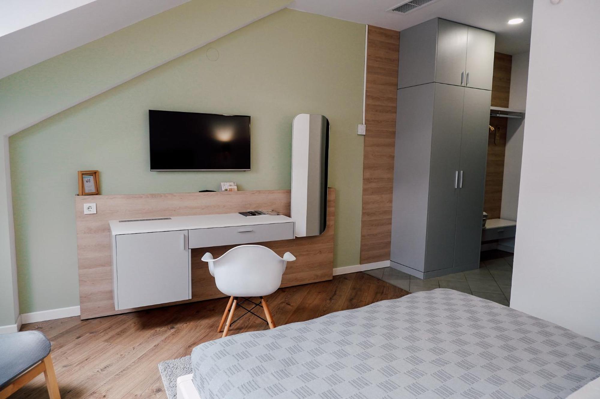 Casa M Hotel Oradea Buitenkant foto