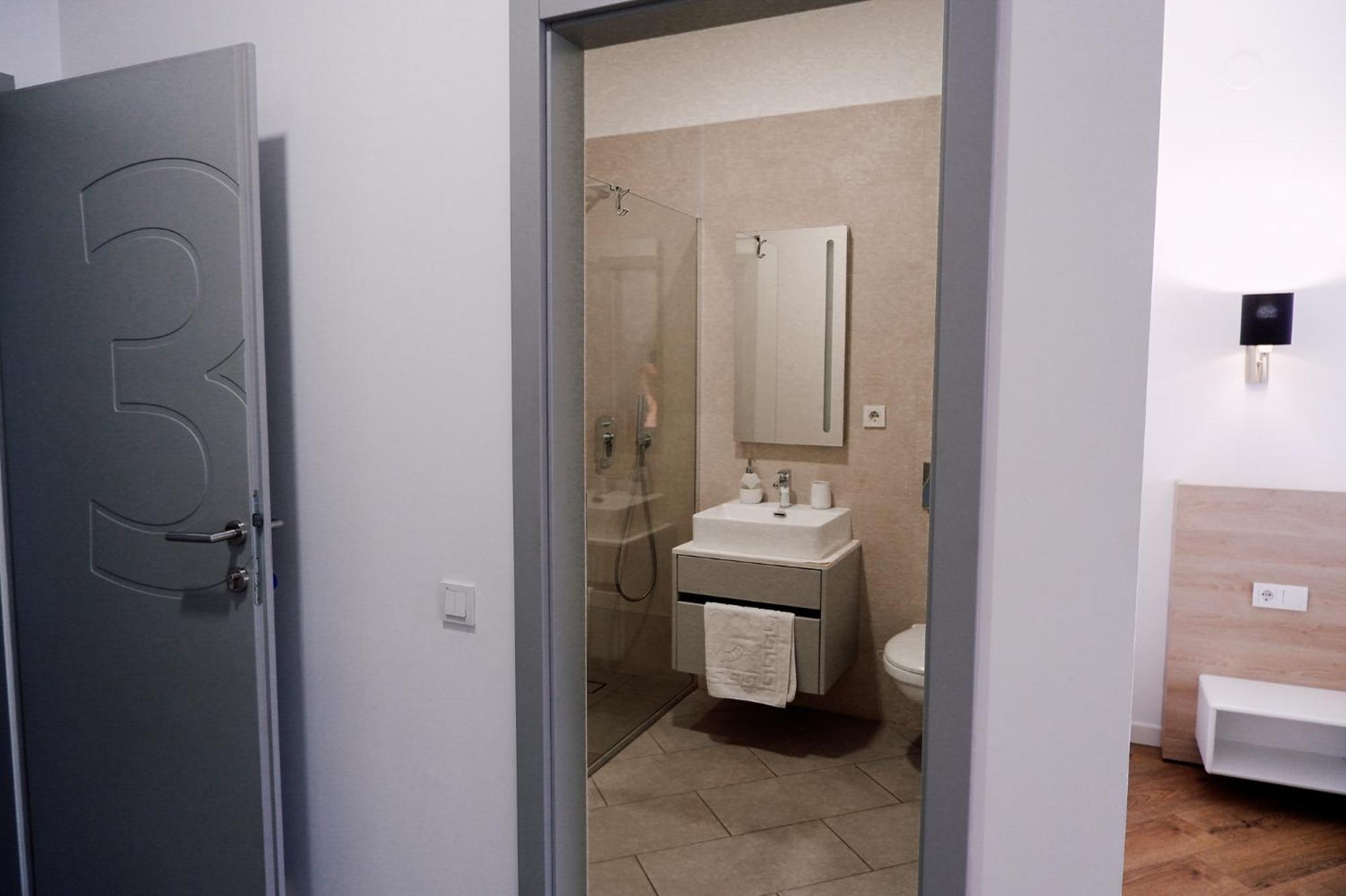 Casa M Hotel Oradea Buitenkant foto