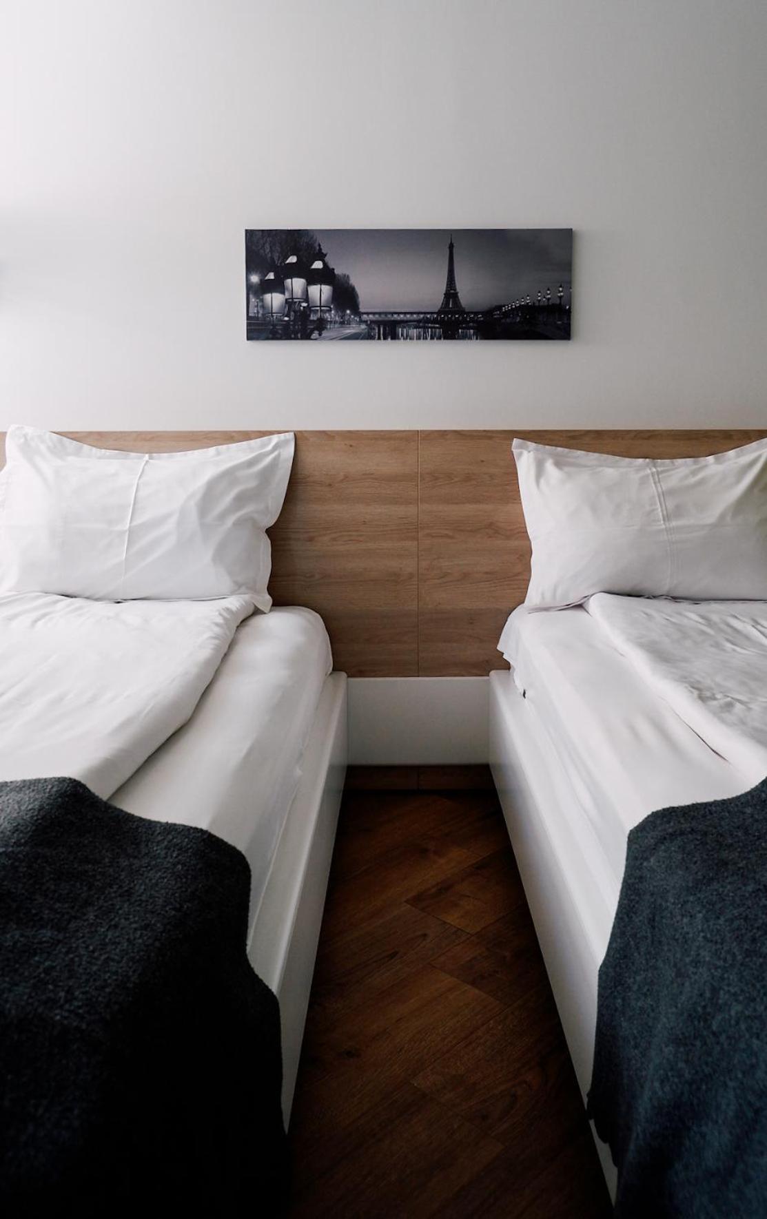 Casa M Hotel Oradea Buitenkant foto